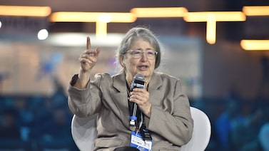 IA é ‘como o crack’ e pode atrofiar cérebros, diz Radia Perlman, pioneira da internet IA é ‘como o crack’ e pode atrofiar cérebros, diz Radia Perlman, pioneira da internet