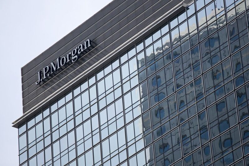 El banco estadounidense señala que las empresas están cotizando muy cerca de los múltiplos observados antes de la elección que ganó Milei en 2023 El banco estadounidense señala que las empresas están cotizando muy cerca de los múltiplos observados antes de la elección que ganó Milei en 2023