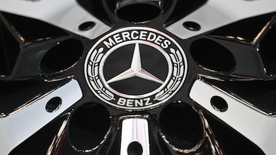 Mercedes-Benz supera las previsiones de ganancias pese al desplome de las ventas en China Mercedes-Benz supera las previsiones de ganancias pese al desplome de las ventas en China