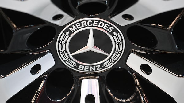 Mercedes-Benz tampoco logra frenar la caída de los autos alemanes en China Mercedes-Benz tampoco logra frenar la caída de los autos alemanes en China