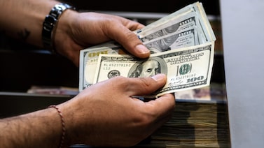 Guerra con Irán deja daños profundos en el sistema del dólar: el oro ya lo supera en reservas Guerra con Irán deja daños profundos en el sistema del dólar: el oro ya lo supera en reservas