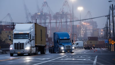 El déficit comercial de Estados Unidos se redujo en enero más de lo proyectado El déficit comercial de Estados Unidos se redujo en enero más de lo proyectado