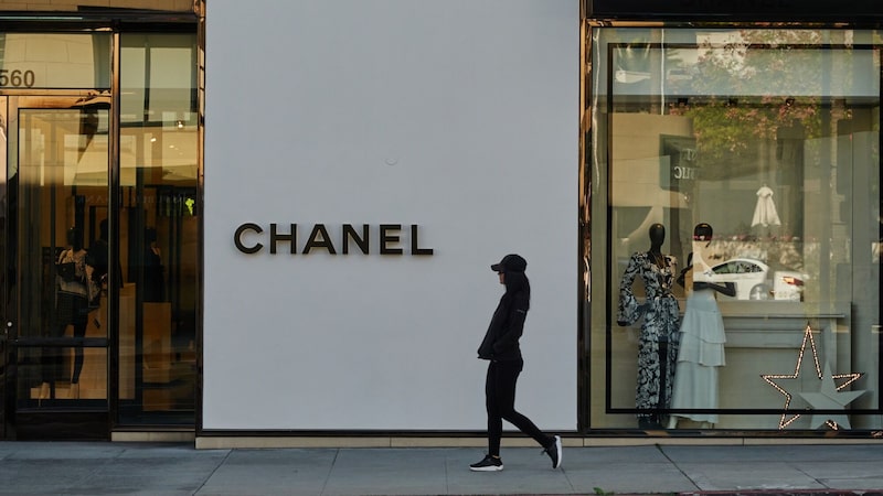 De Chanel a Balenciaga: as marcas de luxo mais procuradas no mercado de segunda mão De Chanel a Balenciaga: as marcas de luxo mais procuradas no mercado de segunda mão