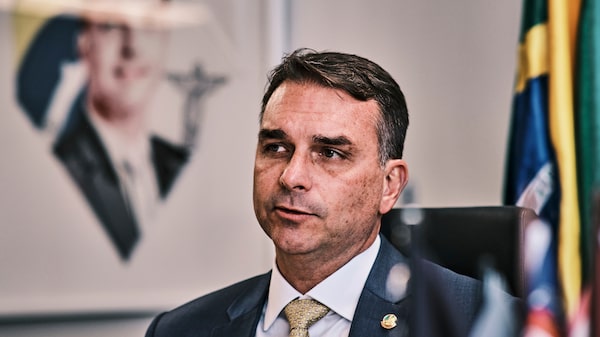 Indicação de Flávio Bolsonaro abre novo capítulo em sucessão na direita Indicação de Flávio Bolsonaro abre novo capítulo em sucessão na direita