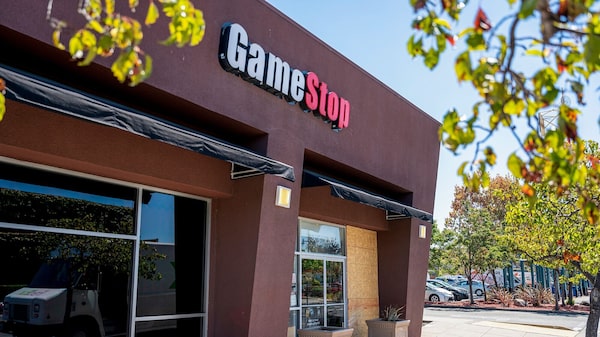 GameStop propõe comprar o eBay por US$ 56 bi. Mas investidores veem obstáculos GameStop propõe comprar o eBay por US$ 56 bi. Mas investidores veem obstáculos