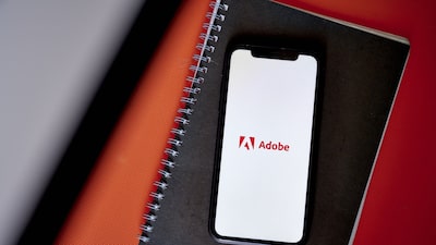 Adobe ofrece sólidas perspectivas de crecimiento de ventas y reduce temores sobre la IA Adobe ofrece sólidas perspectivas de crecimiento de ventas y reduce temores sobre la IA