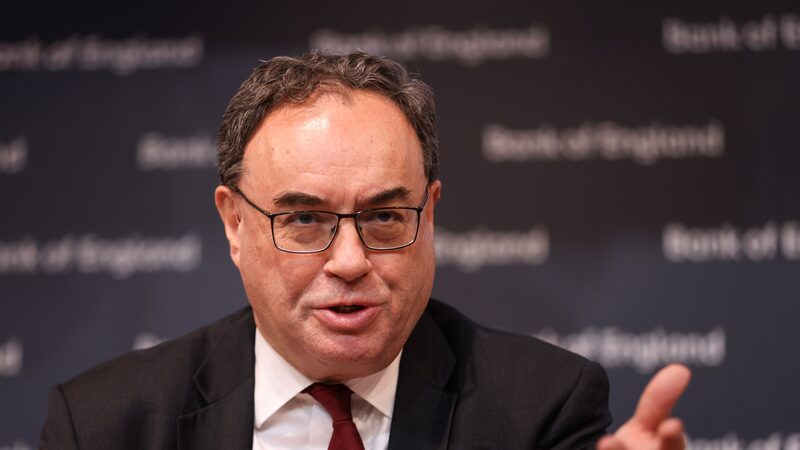 Novos tempos: taxas de juros não voltarão a zero, diz presidente do BC inglês Novos tempos: taxas de juros não voltarão a zero, diz presidente do BC inglês