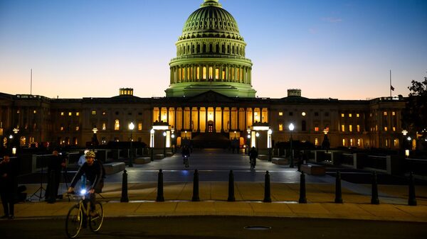 El Senado de EE.UU. avanza para poner fin al cierre tras ruptura de algunos demócratas El Senado de EE.UU. avanza para poner fin al cierre tras ruptura de algunos demócratas