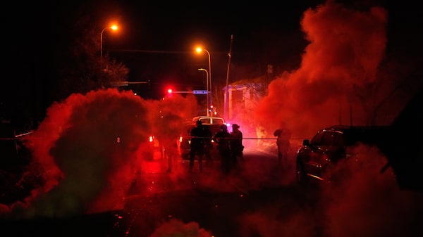 Un agente federal dispara a un hombre en Minneapolis en medio de una escalada de tensiones Un agente federal dispara a un hombre en Minneapolis en medio de una escalada de tensiones