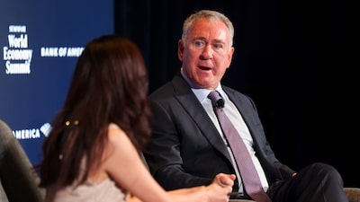Para Ken Griffin, guerra comercial de Trump é ‘nonsense’ e tira o foco de CEOs Para Ken Griffin, guerra comercial de Trump é ‘nonsense’ e tira o foco de CEOs