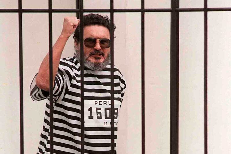 Abimael Guzmán cumplía condena por más de 30 mil muertes en atentados terroristas Abimael Guzmán cumplía condena por más de 30 mil muertes en atentados terroristas