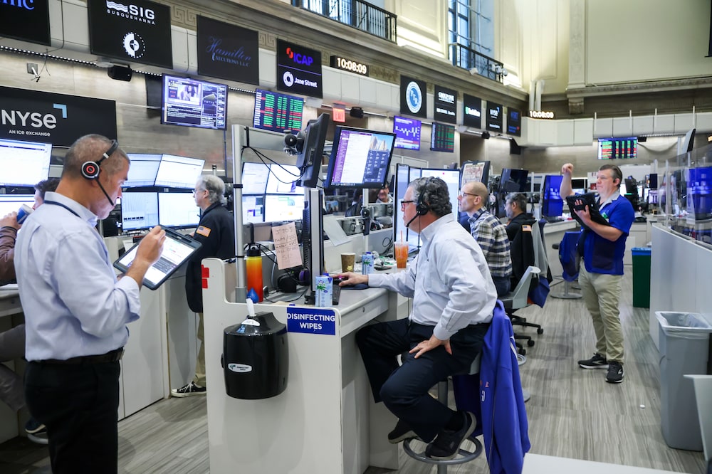 Estrategas de Citigroup elevan calificación de acciones de EE.UU. por un “sesgo defensivo” Estrategas de Citigroup elevan calificación de acciones de EE.UU. por un “sesgo defensivo”