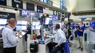 Citi eleva acciones de EE.UU. a sobreponderar y baja emergentes por riesgos energéticos Citi eleva acciones de EE.UU. a sobreponderar y baja emergentes por riesgos energéticos