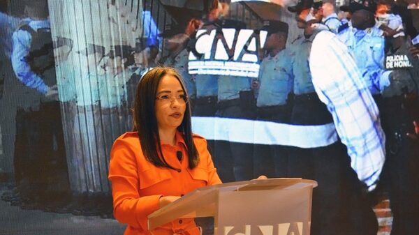 Líder de grupo anticorrupción hondureño deja el país tras amenazas Líder de grupo anticorrupción hondureño deja el país tras amenazas