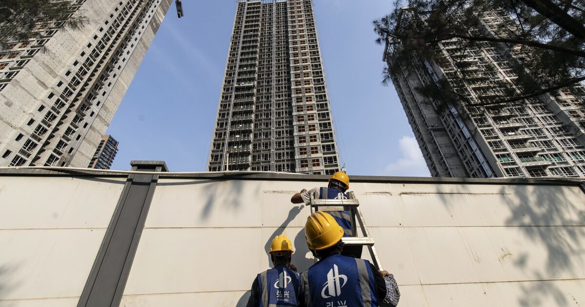 Ventas de vivienda en China caen mientras la deflación presiona la economía