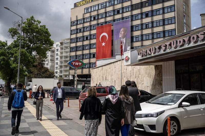 A Turkish national flag and the image of Kemal Ataturk, founder of the Turkish republic, in Ankara, Turkey, on Monday, May 29, 2023. Turkey’s lira weakened after Recep Tayyip Erdogan won a presidential runoff election on Sunday, extending his time as the nation’s longest-serving leader in a tenure that has increasingly alienated foreign investors. Photographer: Moe Zoyari/Bloomberg A Turkish national flag and the image of Kemal Ataturk, founder of the Turkish republic, in Ankara, Turkey, on Monday, May 29, 2023. Turkey’s lira weakened after Recep Tayyip Erdogan won a presidential runoff election on Sunday, extending his time as the nation’s longest-serving leader in a tenure that has increasingly alienated foreign investors. Photographer: Moe Zoyari/Bloomberg