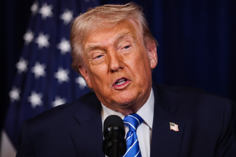 President Donald Trump Hosts Visiting Ukrainian President Zelensky At Mar-a-Lago President Donald Trump Hosts Visiting Ukrainian President Zelensky At Mar-a-Lago