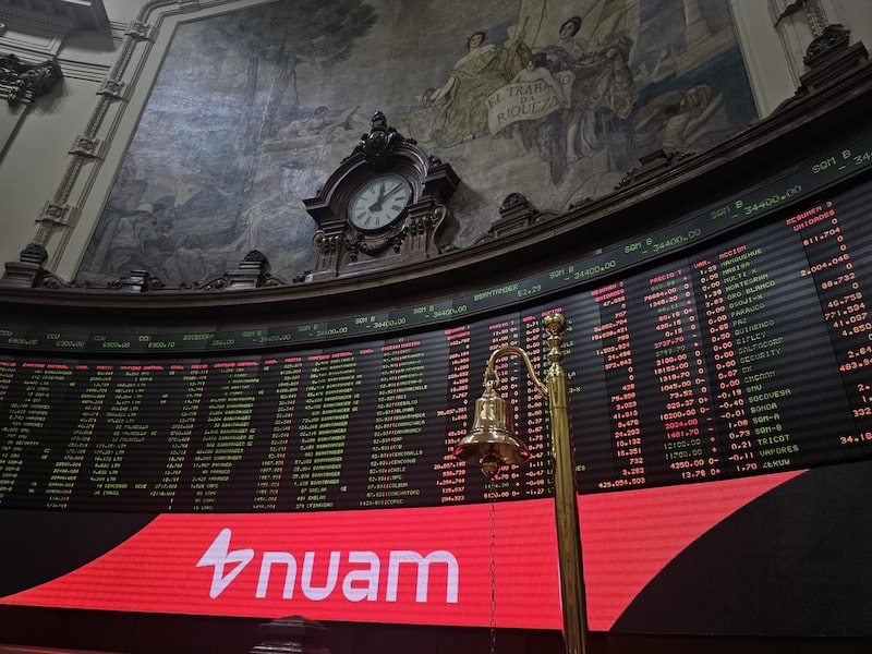 Nuam, holding que integrará las bolsas de Santiago, Lima y Colombia Nuam, holding que integrará las bolsas de Santiago, Lima y Colombia