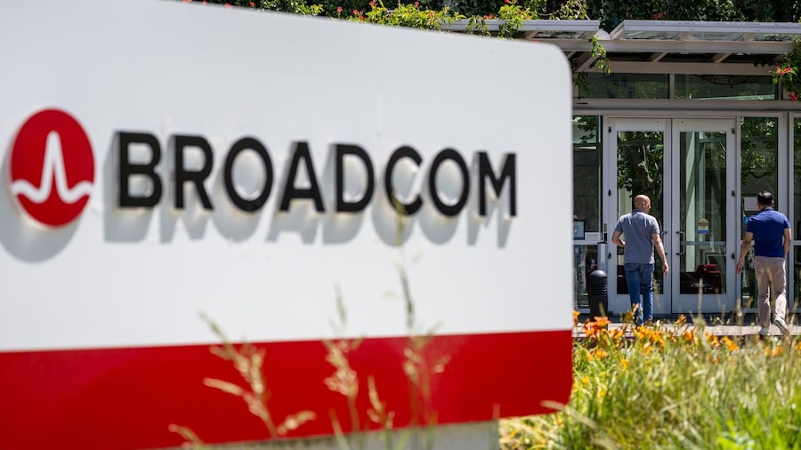Broadcom cae tras decepcionar a inversores que esperaban mayores beneficios de la IA Broadcom cae tras decepcionar a inversores que esperaban mayores beneficios de la IA