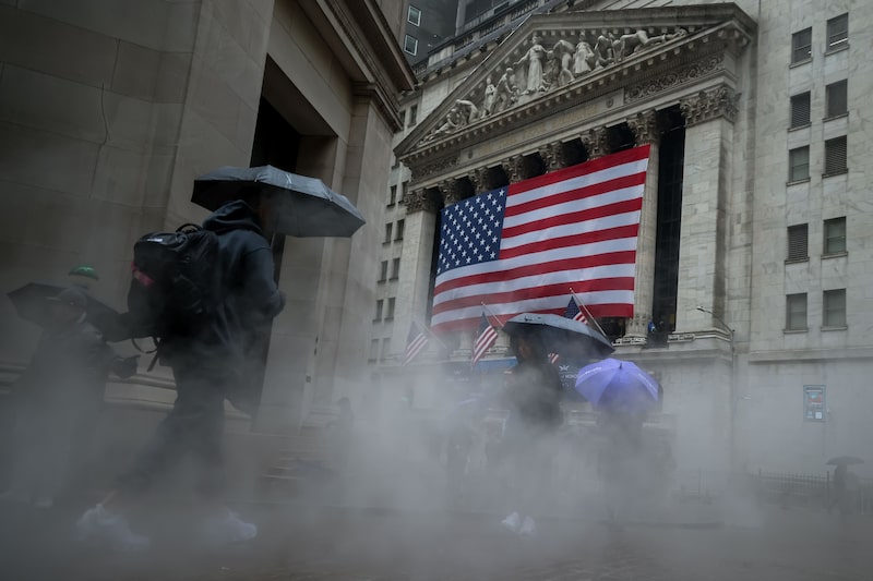 “Tiene al mercado bajo su control”: las acciones se mueven al ritmo de las publicaciones de Trump. “Tiene al mercado bajo su control”: las acciones se mueven al ritmo de las publicaciones de Trump.