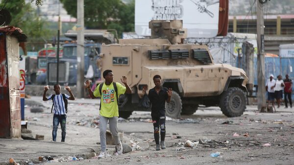 Pandillas haitianas amenazan con una “guerra civil” si el primer ministro no renuncia Pandillas haitianas amenazan con una “guerra civil” si el primer ministro no renuncia
