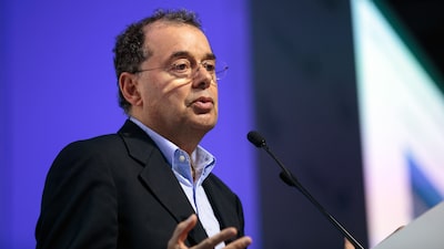 Stuhlberger vê dólar em queda adicional com Trump e estima preço justo em R$ 4,40 Stuhlberger vê dólar em queda adicional com Trump e estima preço justo em R$ 4,40