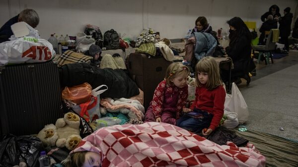 Airbnb ofrece estadías gratuitas a refugiados de la guerra en Ucrania Airbnb ofrece estadías gratuitas a refugiados de la guerra en Ucrania