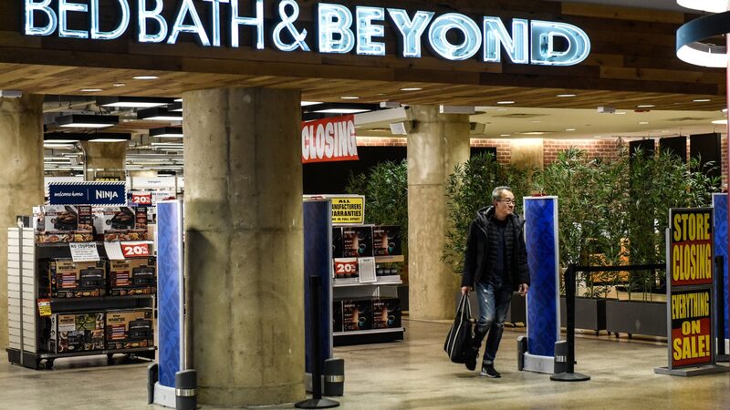 Bed Bath & Beyond: grande varejista pede recuperação judicial e deve fechar lojas Bed Bath & Beyond: grande varejista pede recuperação judicial e deve fechar lojas