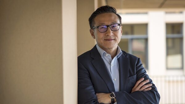 Conoce al próximo presidente de Alibaba: Joseph Tsai, dueño de los Brooklyn Nets Conoce al próximo presidente de Alibaba: Joseph Tsai, dueño de los Brooklyn Nets