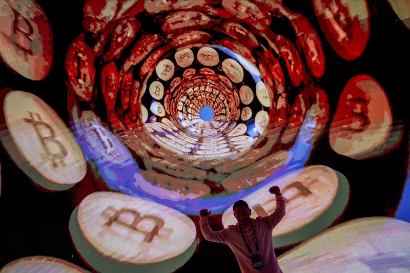 Bitcoin cae por debajo de US$65.000 y revive ecos del colapso cripto de 2022 Bitcoin cae por debajo de US$65.000 y revive ecos del colapso cripto de 2022