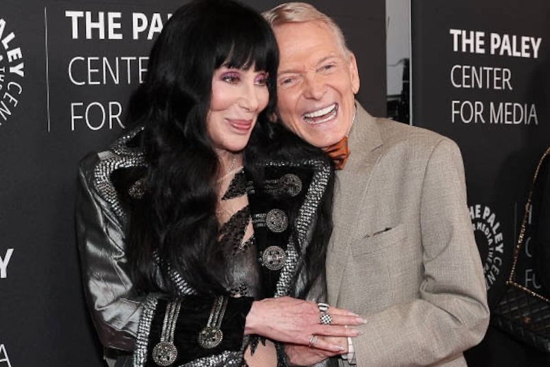 Cher y Bob Mackie Cher y Bob Mackie