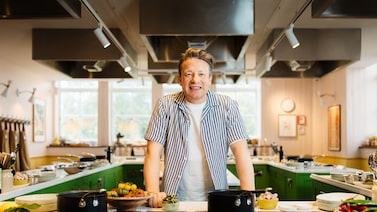 Jamie Oliver encara ‘show de horror’ para relançar restaurantes italianos em Londres Jamie Oliver encara ‘show de horror’ para relançar restaurantes italianos em Londres