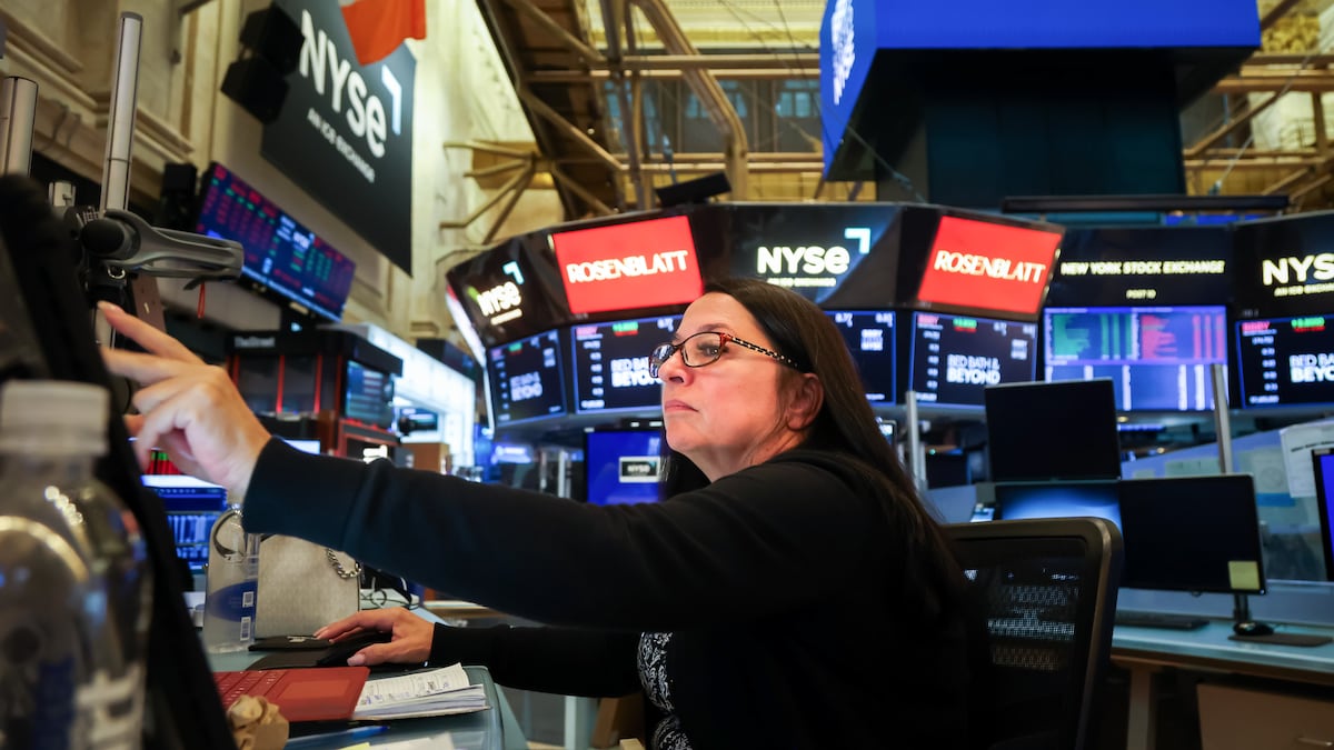 Cuatro escenarios para Wall Street y estrategias de inversión hasta junio de 2027, según UBS