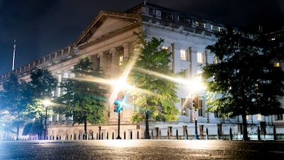 El crecimiento explosivo del mercado del Tesoro eleva el riesgo de rescates, dice Barclays El crecimiento explosivo del mercado del Tesoro eleva el riesgo de rescates, dice Barclays