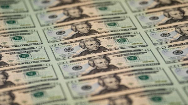 El dólar, la principal víctima: por qué la compra de bonos en EE.UU. golpeará a la divisa El dólar, la principal víctima: por qué la compra de bonos en EE.UU. golpeará a la divisa