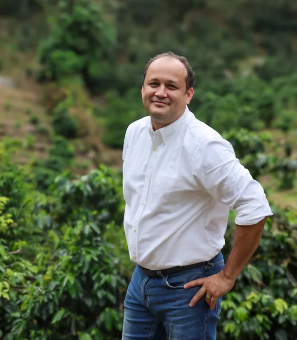 Jorge Lanza es un emprendedor hondureño e innovador tecnológico. Jorge Lanza es un emprendedor hondureño e innovador tecnológico.