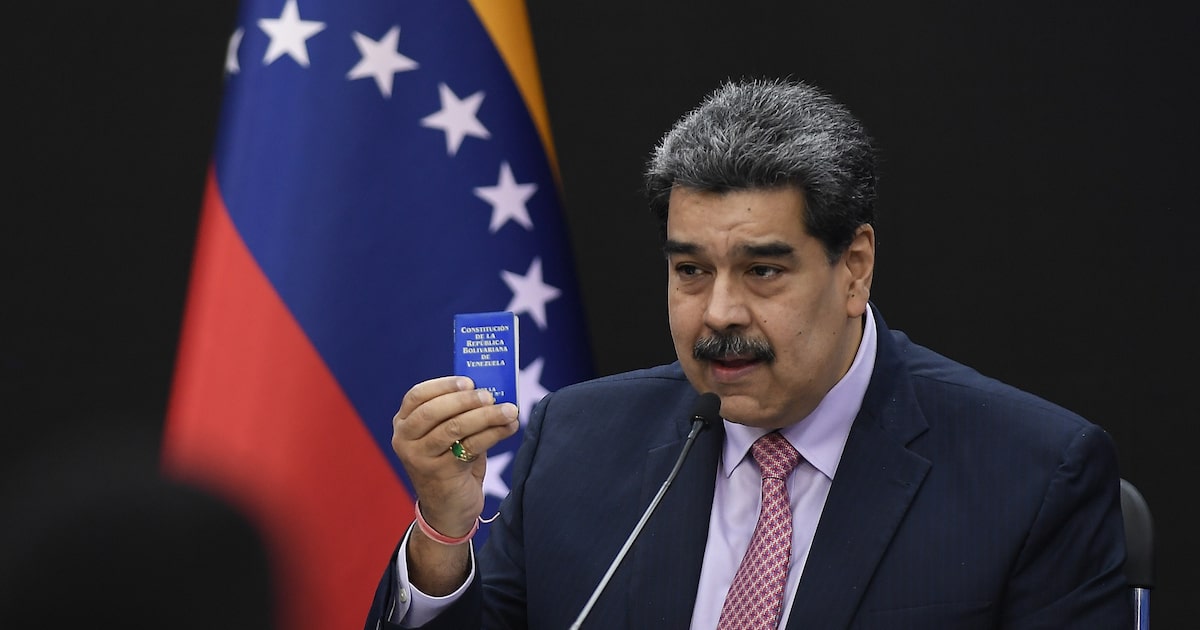 Venezuela’s 9-Cent Bonds Lure a Distressed-Debt Veteran