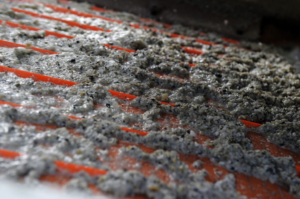 Se ordenó la detención de las operaciones de mineral en Yichun mientras los funcionarios investigan supuestas violaciones de reglas en las minas de litio Se ordenó la detención de las operaciones de mineral en Yichun mientras los funcionarios investigan supuestas violaciones de reglas en las minas de litio