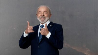 Lula se acerca a su aliado Xi tras tensiones con EE.UU. y refuerza el apoyo de China Lula se acerca a su aliado Xi tras tensiones con EE.UU. y refuerza el apoyo de China