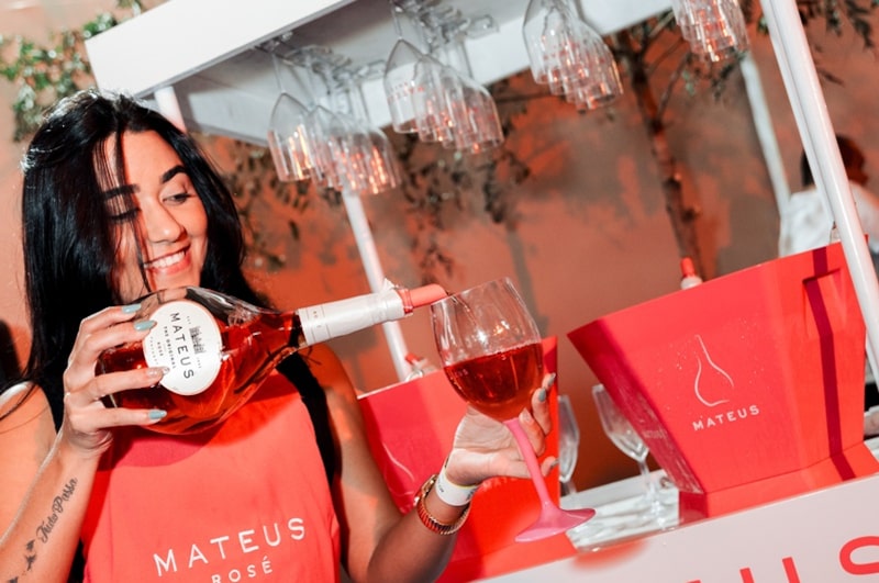 Como o carnaval pode impulsionar a venda de vinhos no Brasil, segundo esta importadora Como o carnaval pode impulsionar a venda de vinhos no Brasil, segundo esta importadora