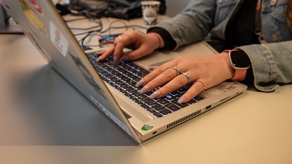 Los 8 cambios que redefinen la realidad de las startups globales de cara a 2024 Los 8 cambios que redefinen la realidad de las startups globales de cara a 2024