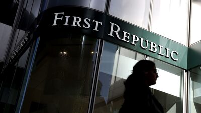 JPMorgan adquire o First Republic, banco que reacendeu temor sobre crise do setor JPMorgan adquire o First Republic, banco que reacendeu temor sobre crise do setor