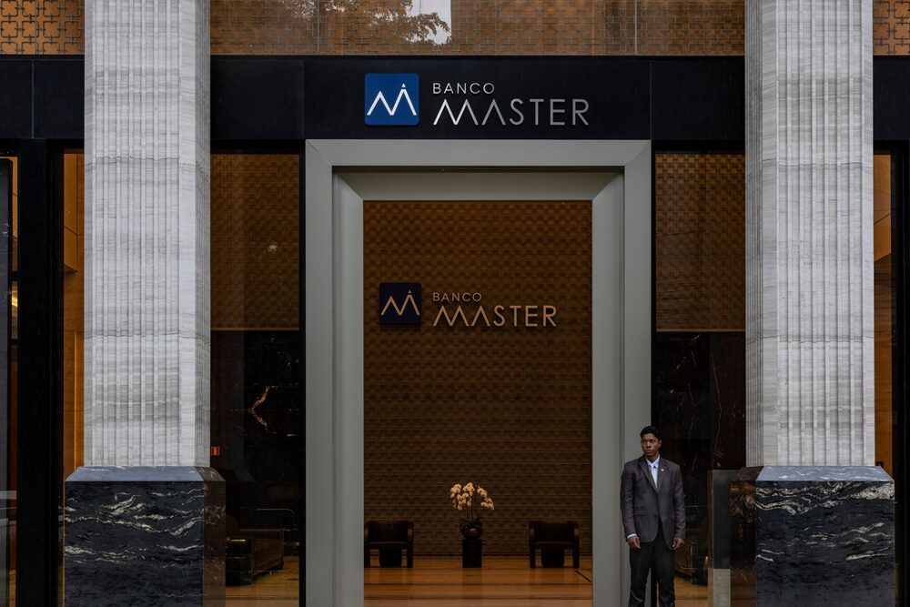 Um dos clientes de Reag era o agora liquidado Banco Master Um dos clientes de Reag era o agora liquidado Banco Master