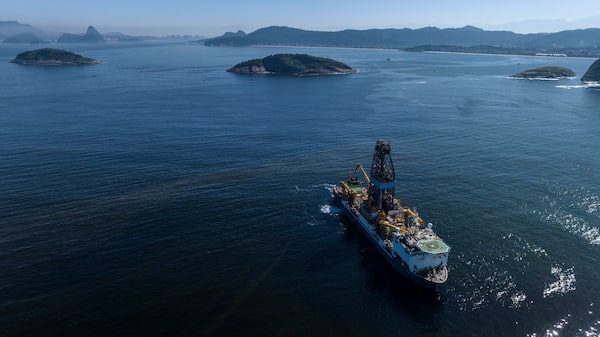 Equinor desiste de vender fatia em Peregrino após interesse da Prio, dizem fontes Equinor desiste de vender fatia em Peregrino após interesse da Prio, dizem fontes