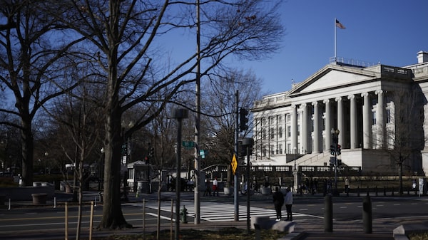 Las apuestas por el año del bono siguen en pie, aunque vuelvan las pérdidas Las apuestas por el año del bono siguen en pie, aunque vuelvan las pérdidas