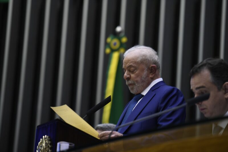 Luiz Inácio Lula da Silva juró como presidente de Brasil el domingo 1 de enero, en una sesión solemne en el Congreso Luiz Inácio Lula da Silva juró como presidente de Brasil el domingo 1 de enero, en una sesión solemne en el Congreso