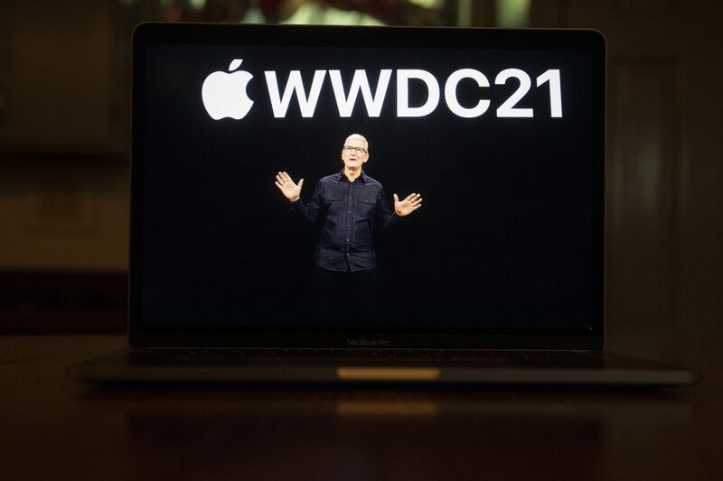 Tim Cook durante la WWDC virtual de Apple en 2021. Tim Cook durante la WWDC virtual de Apple en 2021.