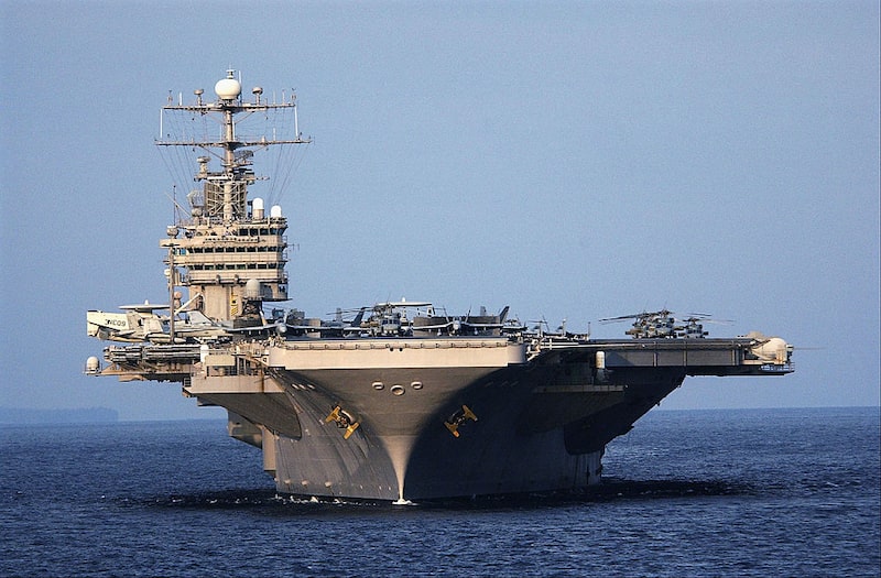 El USS Abraham Lincoln. El USS Abraham Lincoln.