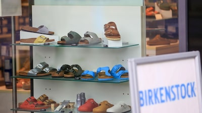 Birkenstock cresce em calçados fechados em estratégia para ir além das sandálias Birkenstock cresce em calçados fechados em estratégia para ir além das sandálias