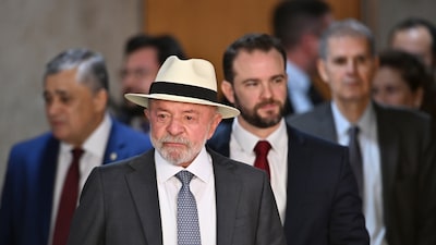 Estímulos do governo Lula ‘atropelam’ esforço do BC para cortar juros Estímulos do governo Lula ‘atropelam’ esforço do BC para cortar juros